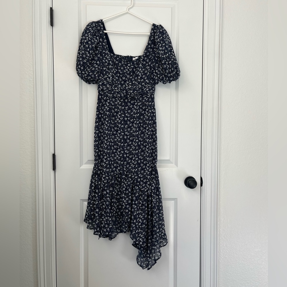 ASTR the label floral short sleeve asymmetrical hem midi dress blue and white